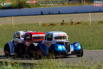 The close competitive racing we have become accustomed to from the INEX Legends racers