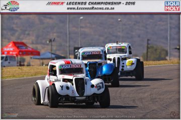 Bezuidenhout took a narrow victory ahead of Fourie