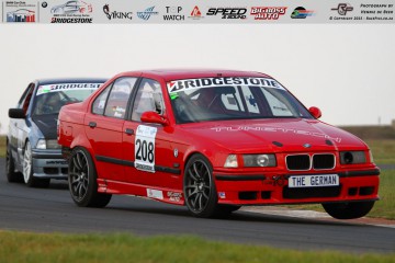 Sing was doing low flying in his class D spec loan car